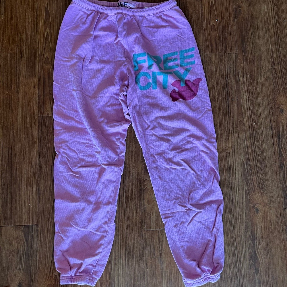 freecity pink sweatpants